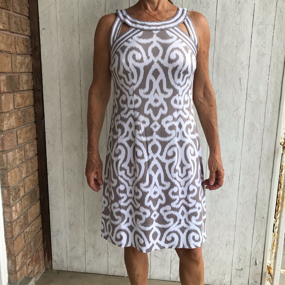 NWOT Gretchen Scott size small dress